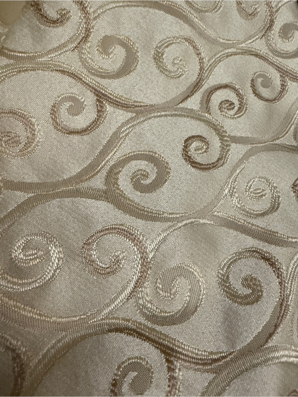 RLF Home Cream Scroll-Pattern Valance – Decorative Window Topper - Picture 4 of 6